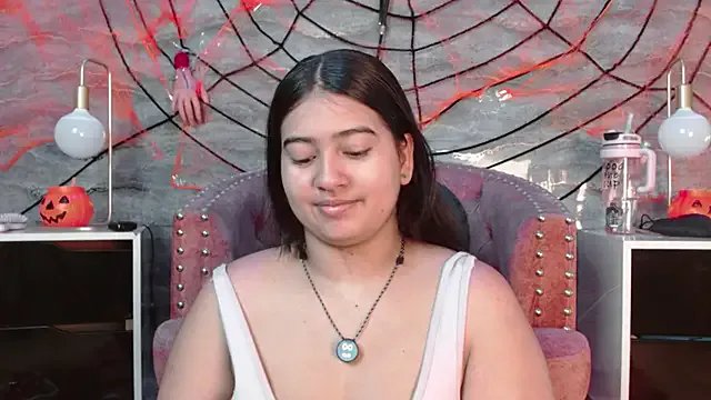 Freechat lilithst_ on StripChat