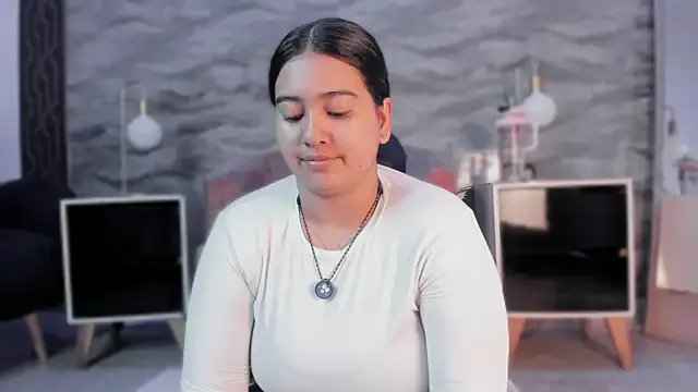 Freechat lilithst_ on StripChat