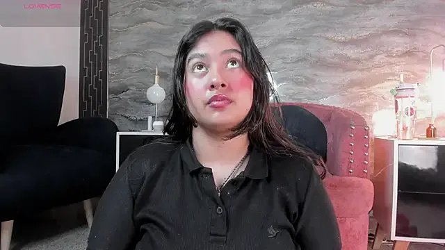 Freechat lilithst_ on StripChat