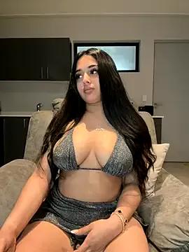 Private LilMisIndianx on StripChat