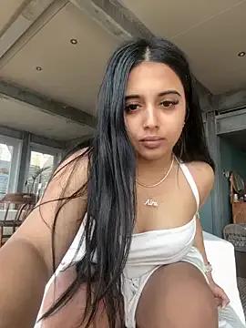Private LilMisIndianx on StripChat