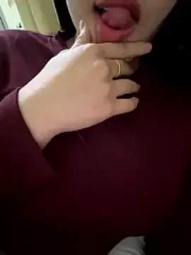 LimeLy2k on StripChat