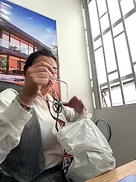 Freechat LIZ-06_ on StripChat