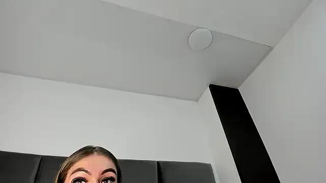 Private Lizz_Luna on StripChat