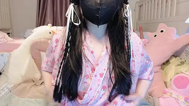 Freechat love-uiui on StripChat