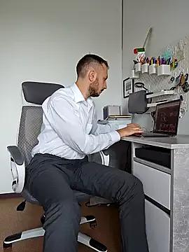 Freechat Lovebackground on StripChat