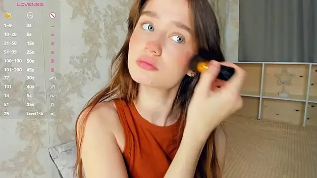 lovelyalivia — Suck my finger slowly <3