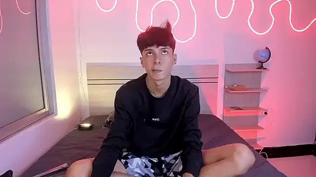 luccas_ferreira — Show cum