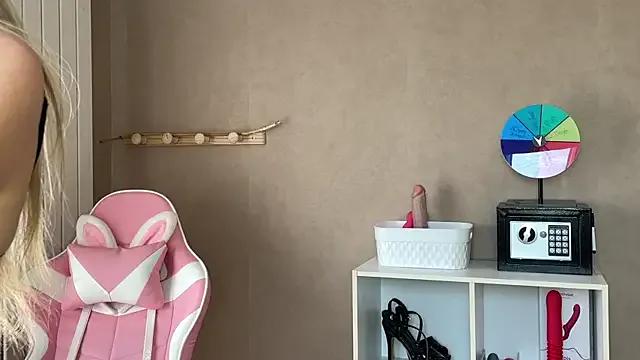 StripChat lucie_mehott is Freechat lucie_mehott — DECOUVRE MA DENTELLE