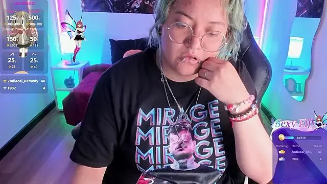 lucky-leah — Show boobs