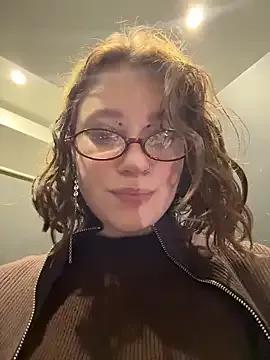 Freechat lucy-joy on StripChat