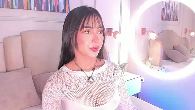 maddy_brookss — RED ASS WITH SPANKS X15