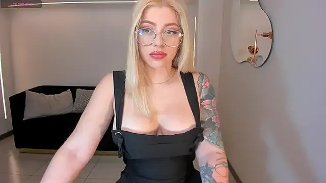 MadisonKane on StripChat