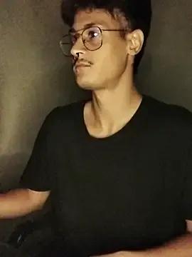 StripChat Mago_Money is Freechat Mago_Money — Show Oil + Masturbation / Punheta