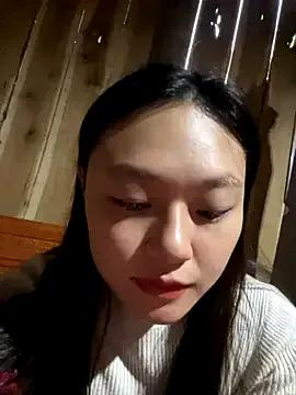 Freechat mai-xinh on StripChat
