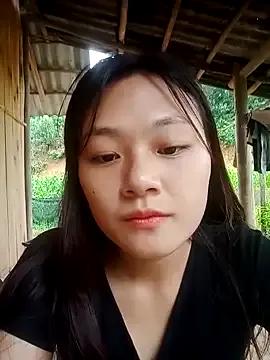 Freechat mai-xinh on StripChat