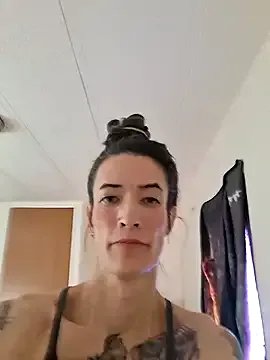 Freechat MaitressePomme3 on StripChat