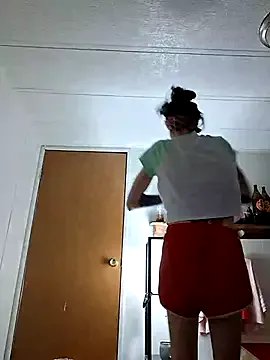 Freechat MaitressePomme3 on StripChat