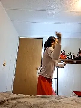 Freechat MaitressePomme3 on StripChat