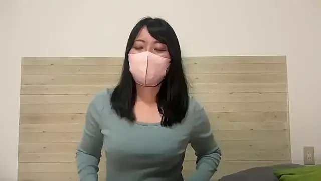 Mao_cute_10 on StripChat