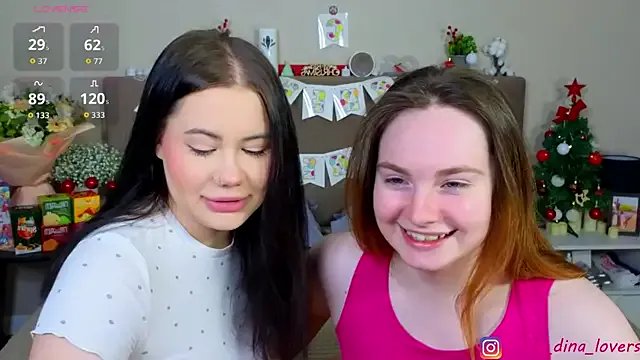 Freechat Mary_Dina on StripChat