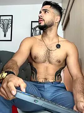 Freechat Maximiliano_ford on StripChat
