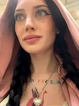 Melissa_crazy — PLAY NAKED BOOBS WITH SALIVA IN PUBLIC