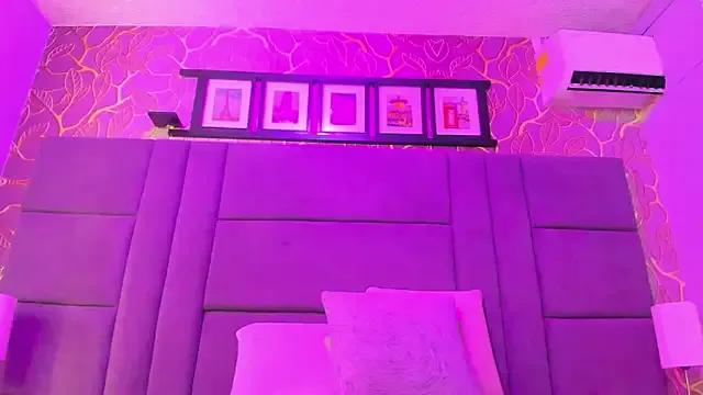 Freechat mey_doll on StripChat