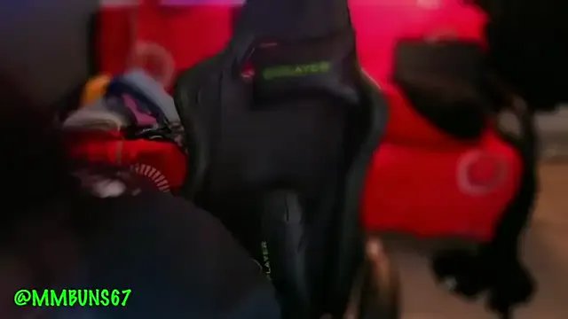 miacanela_xo on StripChat