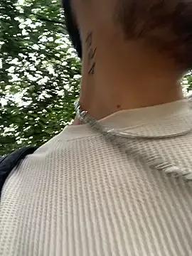 Freechat mirallesandbig on StripChat