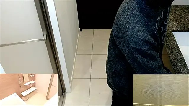 Freechat mirror_x_room on StripChat