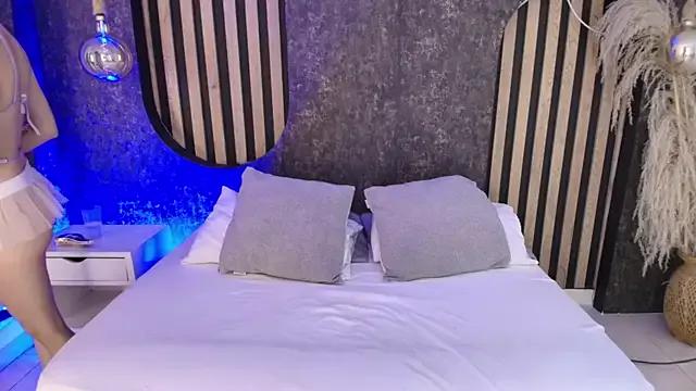 Freechat miss10_antonella on StripChat