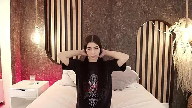 Freechat miss10_antonella on StripChat