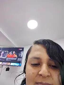 StripChat Miss_balloonsmila is Freechat Miss_balloonsmila — Do squats