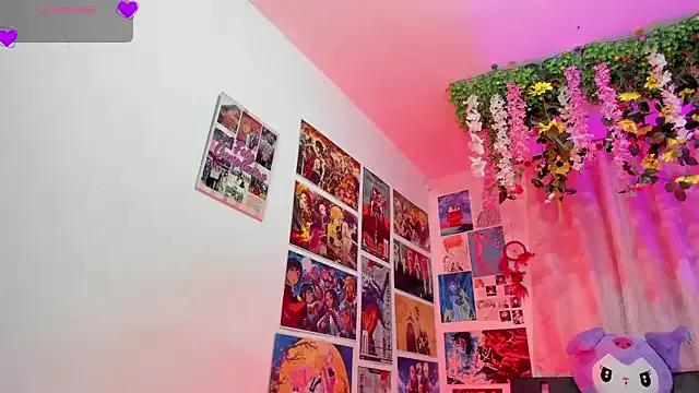 Freechat MissCurvyTop on StripChat