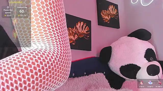 Freechat Missisabella_ on StripChat