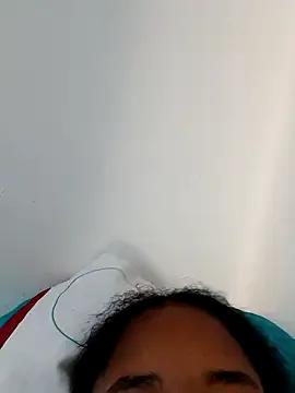 Freechat MoniqueMulberry on StripChat