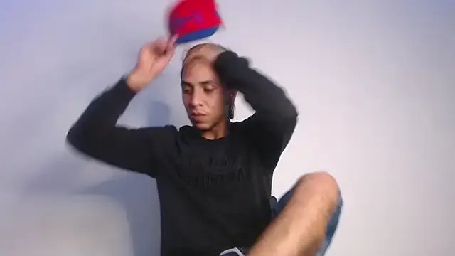 Monkey_uchiha777 on StripChat