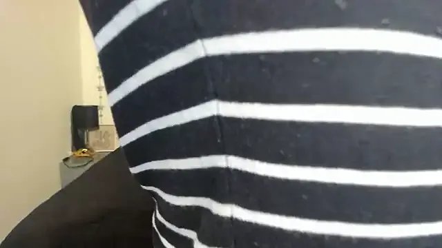 MonyCassius — WAKE UP AND REMOVER BRA 