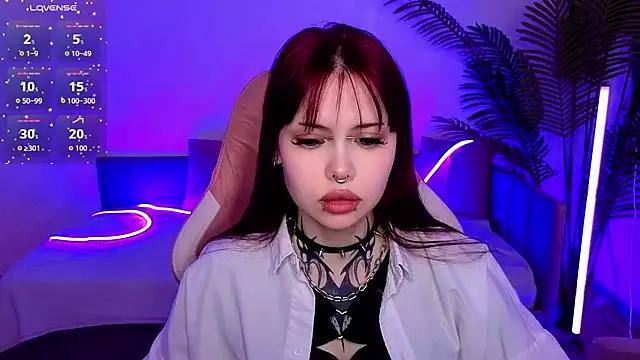 Morana_Batt — spank attack on that peach!