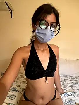 Freechat morrocoXcute on StripChat