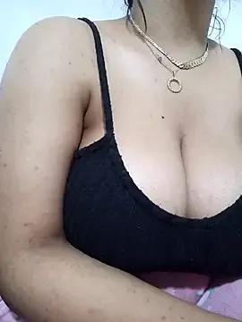 Group Narimane_maroc on StripChat