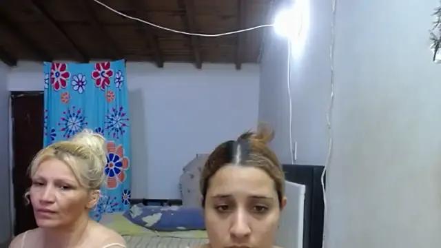 Freechat Nicolle_Milf on StripChat