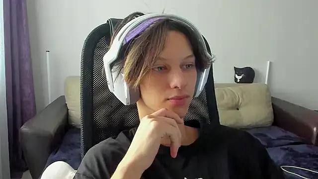 StripChat Ostin_meow is Freechat Ostin_meow — Cumshow