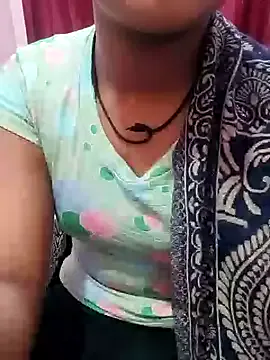 Group pari_rani7 on StripChat