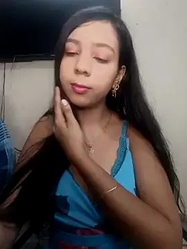 Parinaaz18 on StripChat