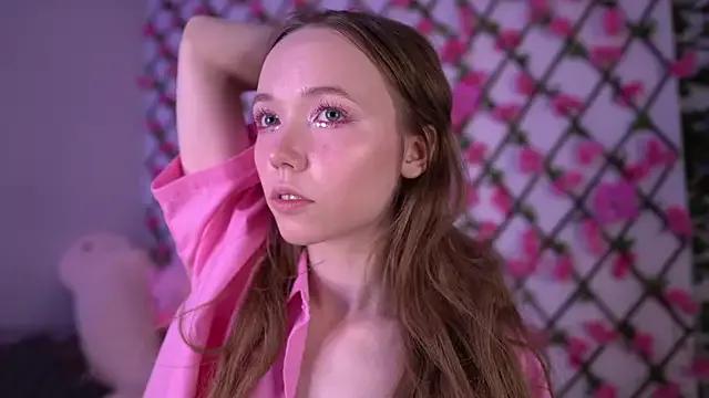 StripChat Petite_Polly is Freechat Petite_Polly — suck ice horny way
