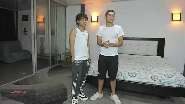 Freechat Playhardsexx on StripChat