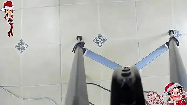 Freechat playsgirlhot on StripChat