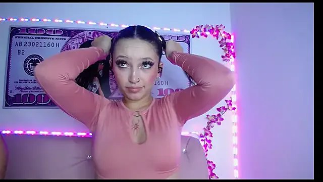 Group porno_king69 on StripChat